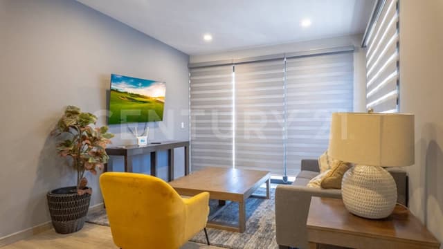 PENTHOUSE EN VENTA A 5 MIN DE LA MARINA, AMUEBLADO.