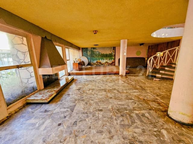 Venta de casa en Puebla, El Carmen para remodelar,