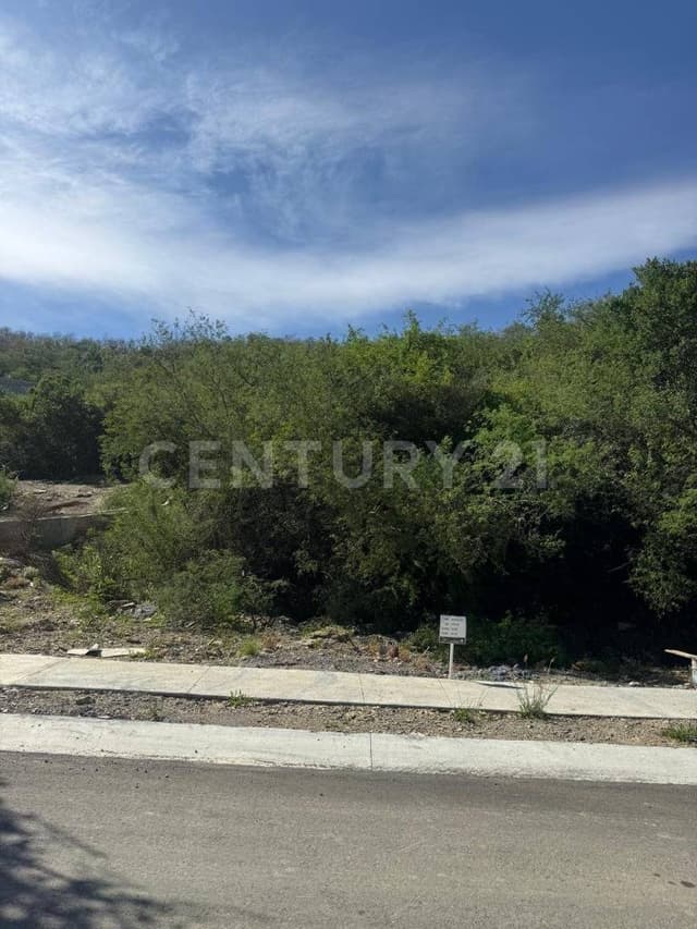 Terreno en Venta en Sierra Alta 10mo Sector