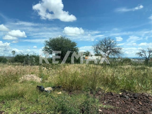 TERRENO COMERCIAL VENTA CIUDAD MADERAS QUERETARO