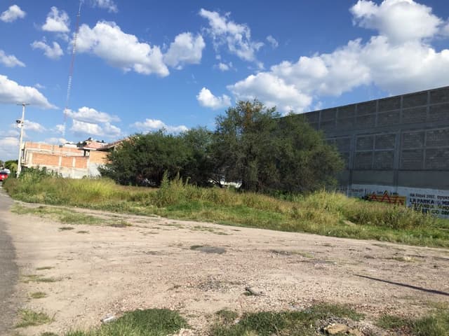 TERRENO EN VENTA VILLAS DEL ROMERAL
