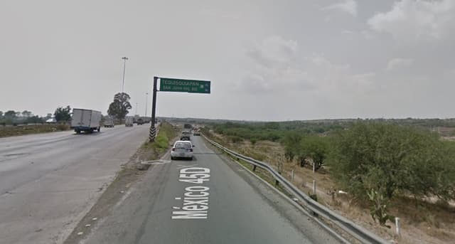 TERRENO VENTA SAN JUAN DEL RIO SOBRE CARRETERA FEDERAL