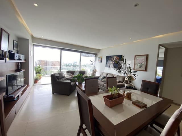 Departamento en Colinas de San Javier