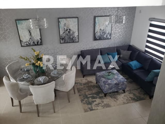 CASA EN VENTA EN PASEO AUREA