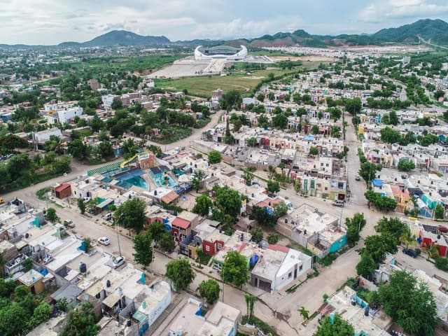 VENTA DE ALBERCA PÚBLICA Y ESPACIO PARA EVENTOS