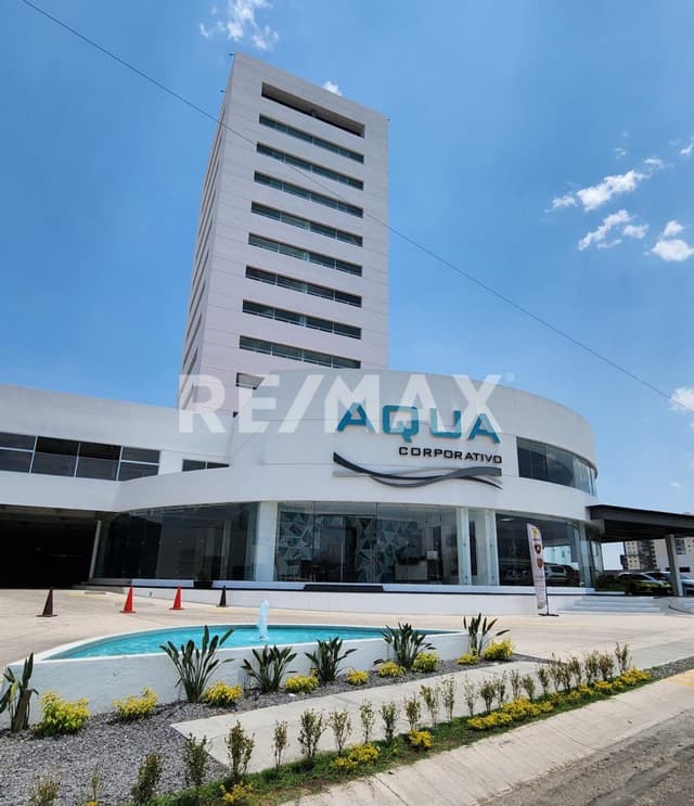 VENTA LOCAL COMERCIAL JURIQUILLA QRO CLV240530-AF