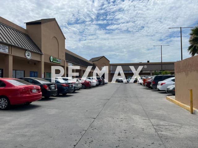 LOCAL COMERCIAL EN RENTA DE 150 M2, INSURGENTES, TIJUANA B.C.
