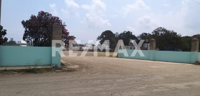 TERRENO INDUSTRIAL EN VENTA