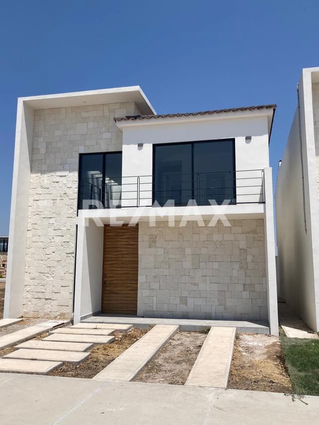 CASA EN VENTA CASTELA RESIDENCIAL CELAYA