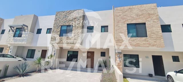 Casa PreVenta La Vista Residencial Roof G