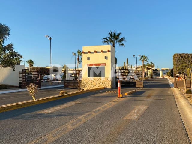 Privanzas Vista al Arco M1 L6 Circuito Virreyes, Cabo Corridor-MLS #23-1157