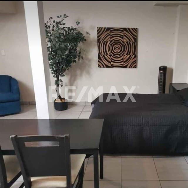 Casa en venta- Jardín Dorado