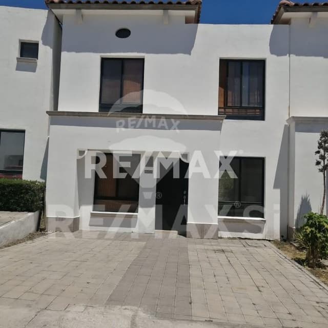 CASA VENTA SAN ISIDRO JURIQUILLA