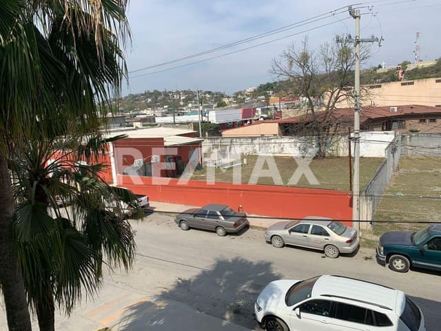 Renta terreno comercial 750 m2 Centro de Allende Nuevo León, México.