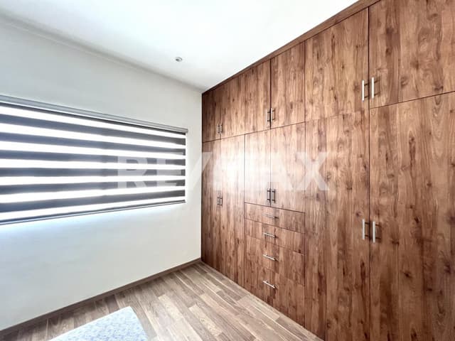 CASA EN VENTA EN REAL DEL NOGALAR