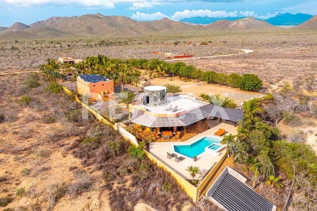 Casa del Mar, Pacific - MLS #23-2173