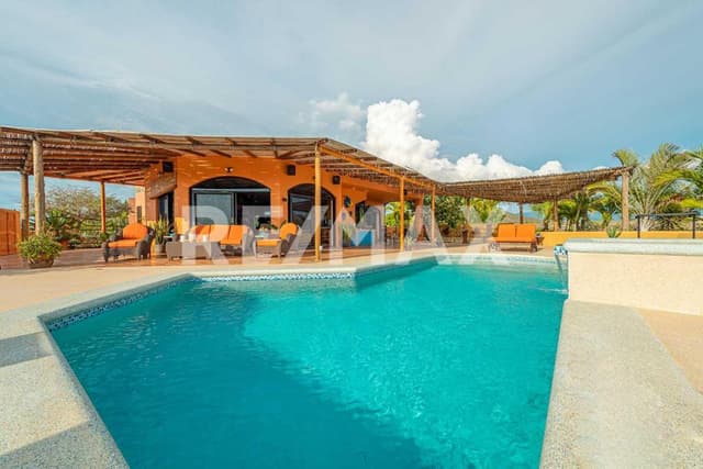 Casa del Mar, Pacific - MLS #23-2173