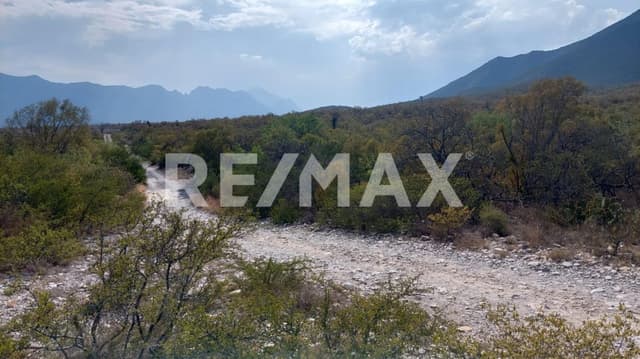 Venta Terreno 7 Hectáreas para uso comercial, industrial y/o residencial en el Carmen Nuevo León, México.