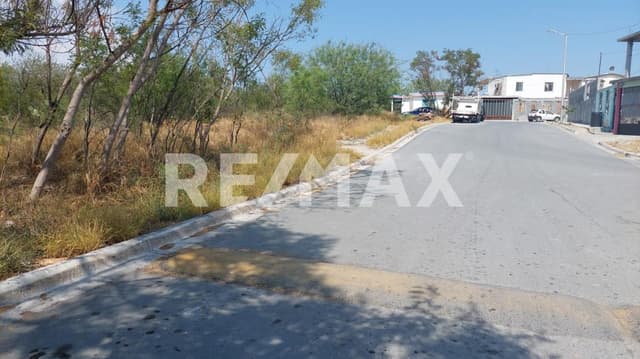 Venta Terreno Residencial 7,665.62m2 en el Carmen Nuevo León, México.