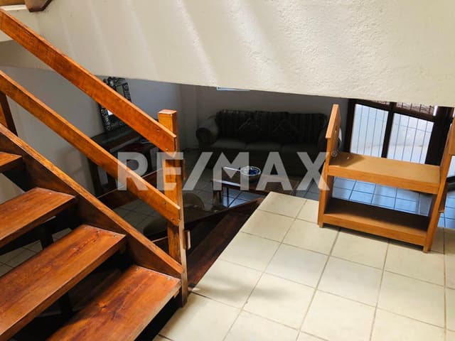 CASA AMUEBLADA EN RENTA EN LOMAS DE ANTEQUERA