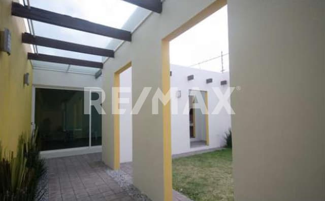 CASA EN VENTA CACALOMACAN