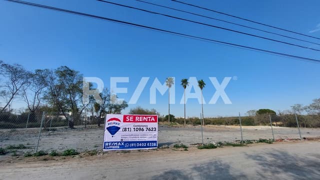 TERRENO COMERCIAL EN RENTA