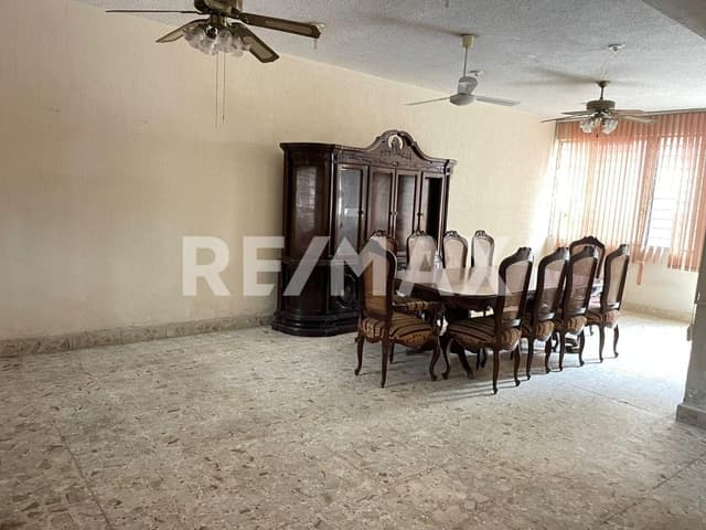 Casa en venta en zona centro