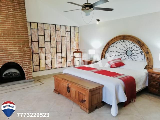 Venta de Casa con alberca en Delicias, Cuernavaca… Cv-4636