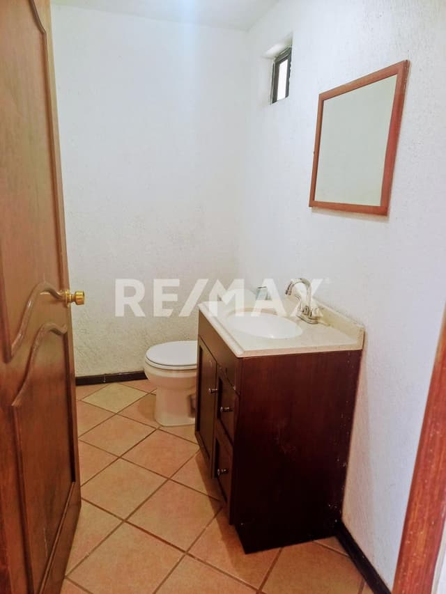 OFICINA EN RENTA EN NUEVA CALIFORNIA