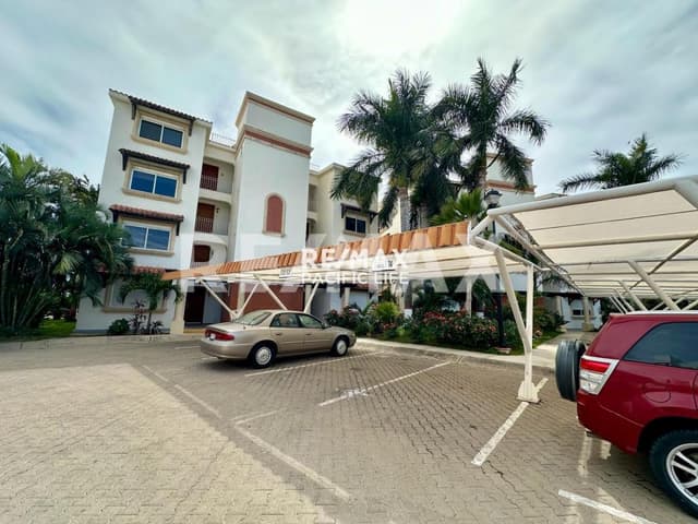 CONDOMINIO EN VENTA EN VISTAS DE LA MARINA