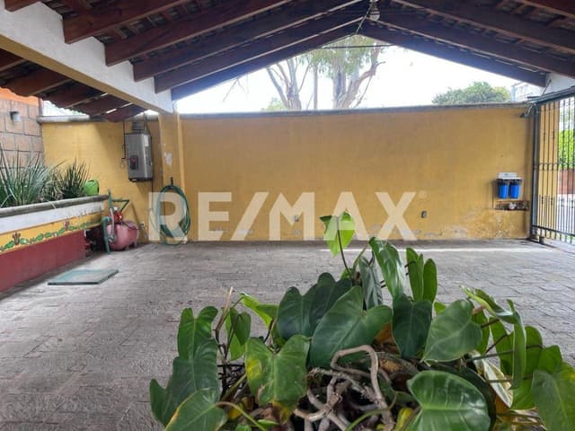 VENTA CASA JURIQUILLA VILLAS DEL MESON