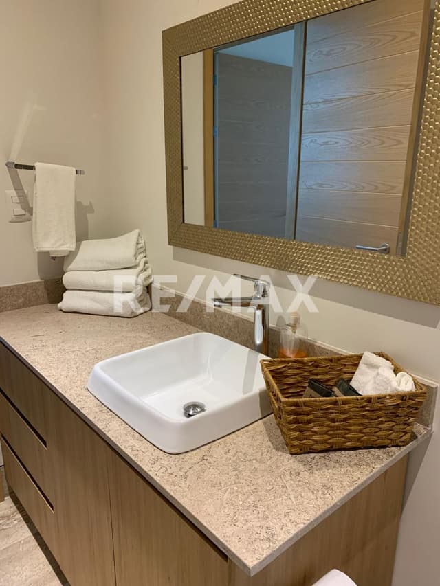 DEPARTAMENTO EN RENTA EN TORRE MARBELLA