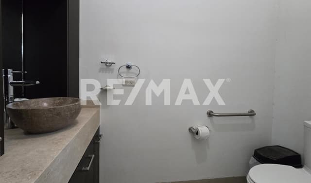 CASA EN VENTA LAS TROJES