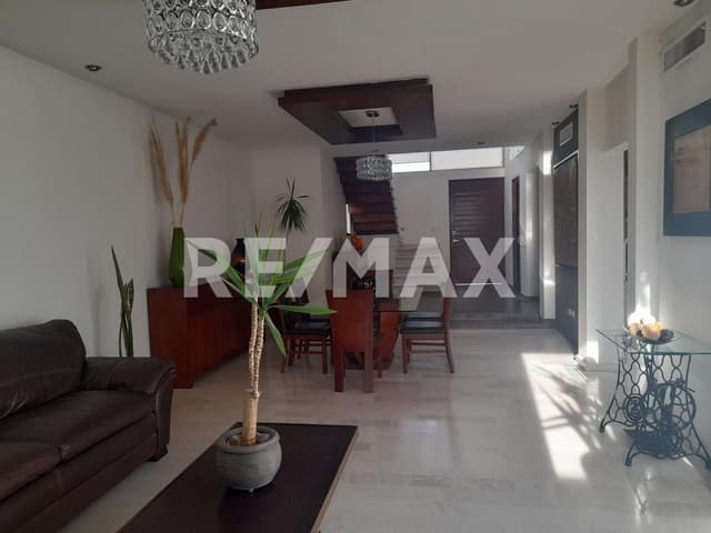 CASA EN RENTA EN VILLA DE LAS PALMAS