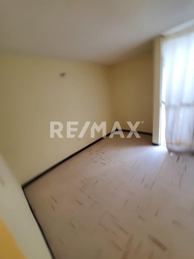 BOG SE VENDE CASA EN STA. TERESA III, HUEHUETOCA