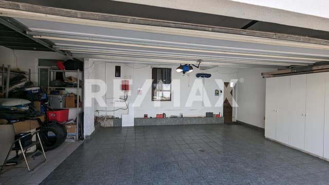 Se vende casa en Lomas de San Marino