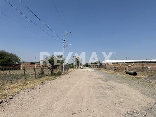 TERRENO EN VENTA SANTA CRUZ DEL VALLE TLAJOMULCO DE ZUÑIGA