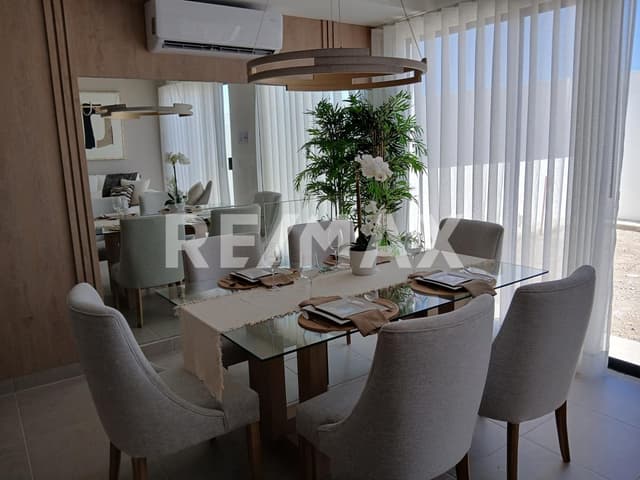 CASA EN VENTA EN PASEO AUREA