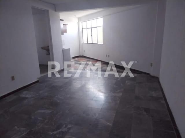 Edificio en venta en San José Guadalupe Otzacatipan, Toluca, Estado de México