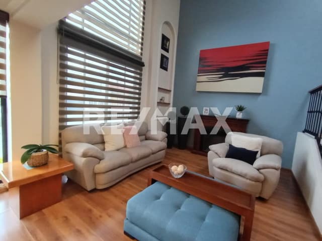 CASA EN VENTA LA FAVORITA CELAYA