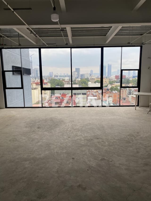 Oficina en venta, excelente ubicación.