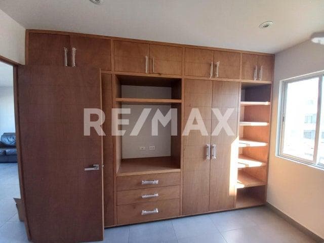 C201 Coromuel Unidad Privativa Avenida Lazaro Cardneas El Medano C-201 MLS24-2925