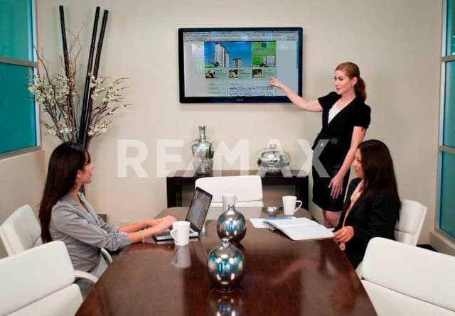 OFICINAS EN RENTA EN ZONA URBANA RIO TIJUANA, B.C.