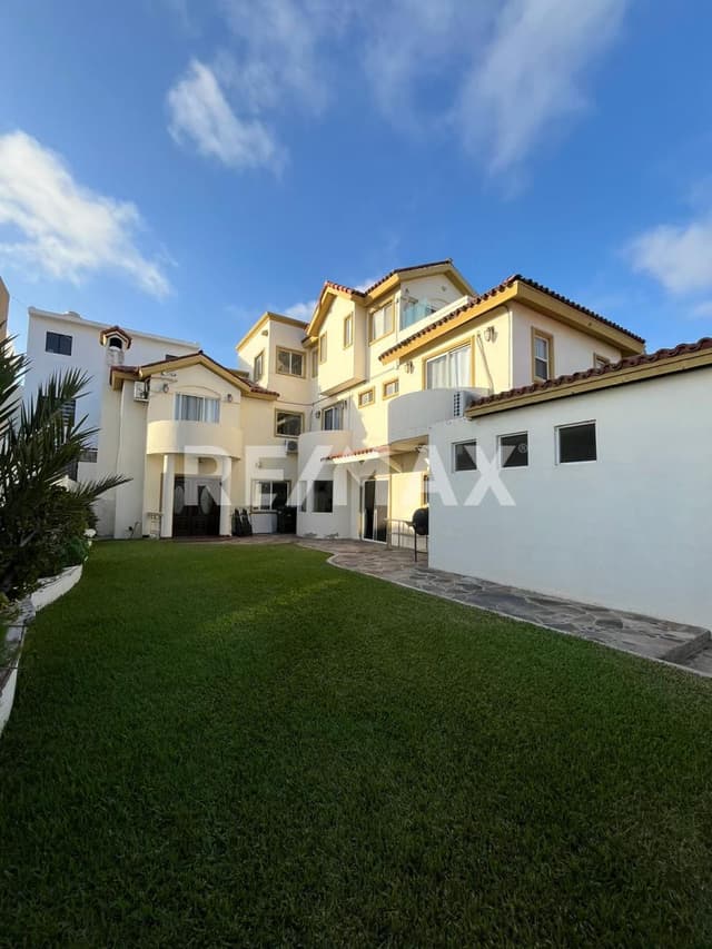 CASA EN VENTA EN JUAN DIEGO RESIDENCIAL, ENSENADA, B.C.