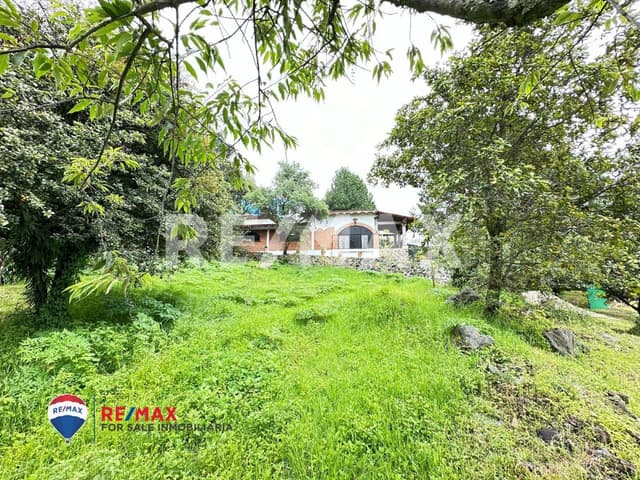 Venta de casa en el Pueblo Mágico de Tepoztlán, Morelos...Clave 5182