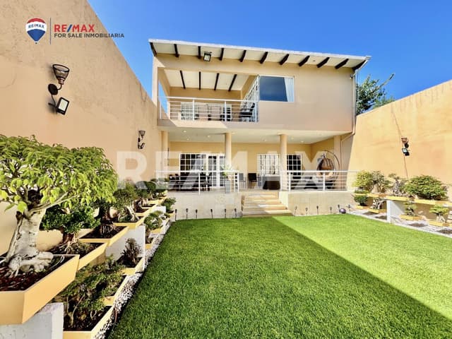 Venta de casa dentro del Fracc. Real Tetéla en Cuernavaca, Morelos...Clave 5210