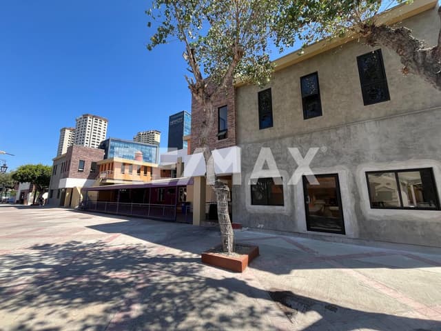LOCAL EN RENTA DE 252.58 M2, EN PLAZA PUEBLO AMIGO, TIJUANA