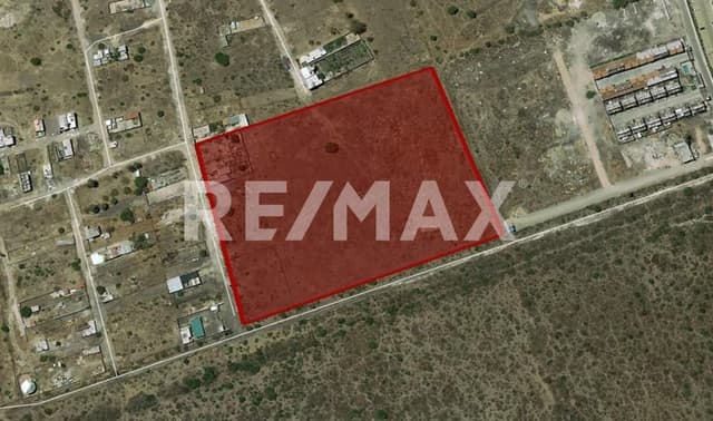 MACROLOTE VENTA PASEO DE LOS VENADOS CORREGIDORA