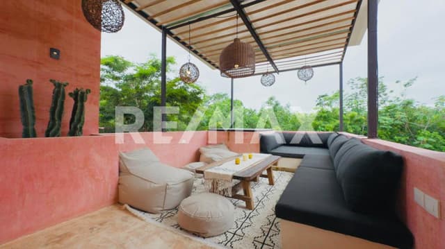 Fully Furnished Townhome For Sale