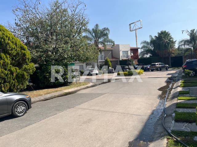 TERRENO EN VENTA LOS MANZANOS TLAJOMULCO DE ZUÑIGA JALISCO